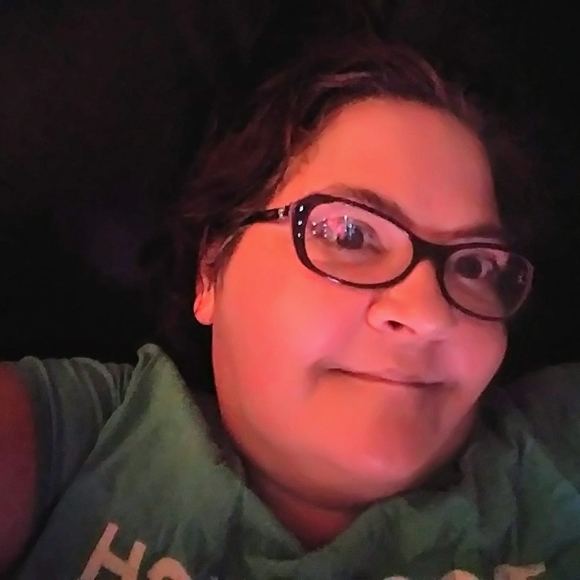 Meet your Posher, Kimberly - Picture 1 of 1